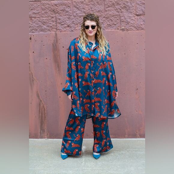 DRESSED IN LALA Tiger Oversized Button-Up Satin Shirt Size Small - Picture 6 of 16